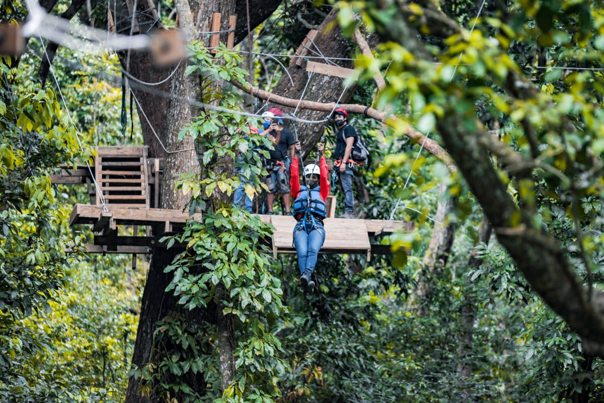 IMG-PUERTO-PLATA-DOMINICAN-REPUBLIC-Damajagua-Waterfalls-zip-n-dip